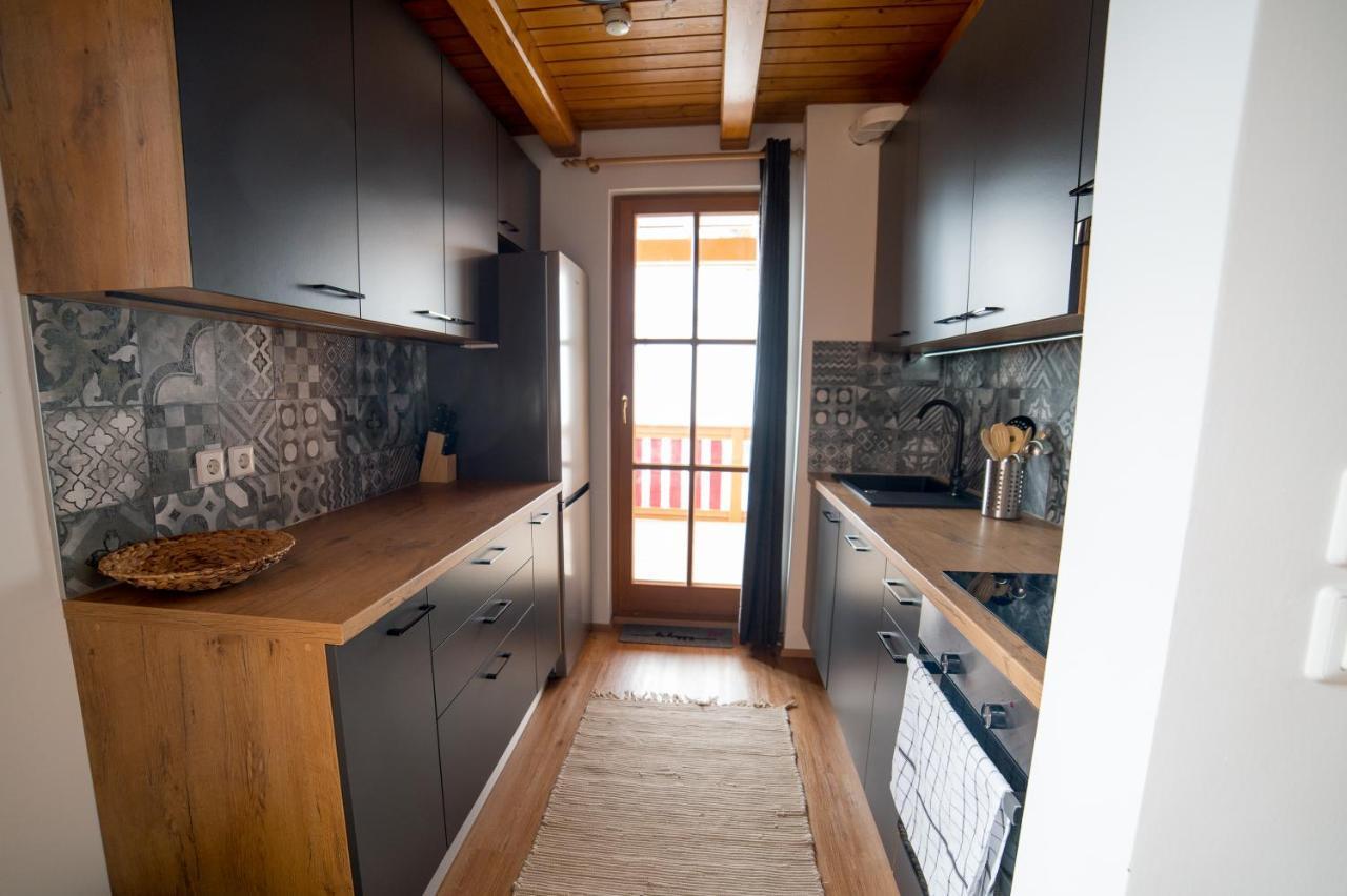 Apartment Bolfenk Pohorje - Forest Nest Hočko Pohorje Eksteriør bilde