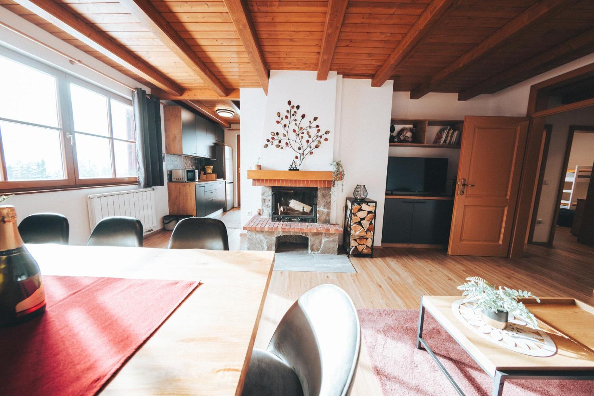 Apartment Bolfenk Pohorje - Forest Nest Hočko Pohorje Eksteriør bilde